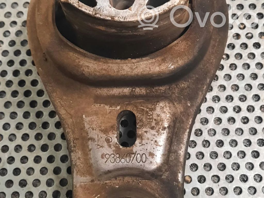 Renault Master III Engine mount bracket 