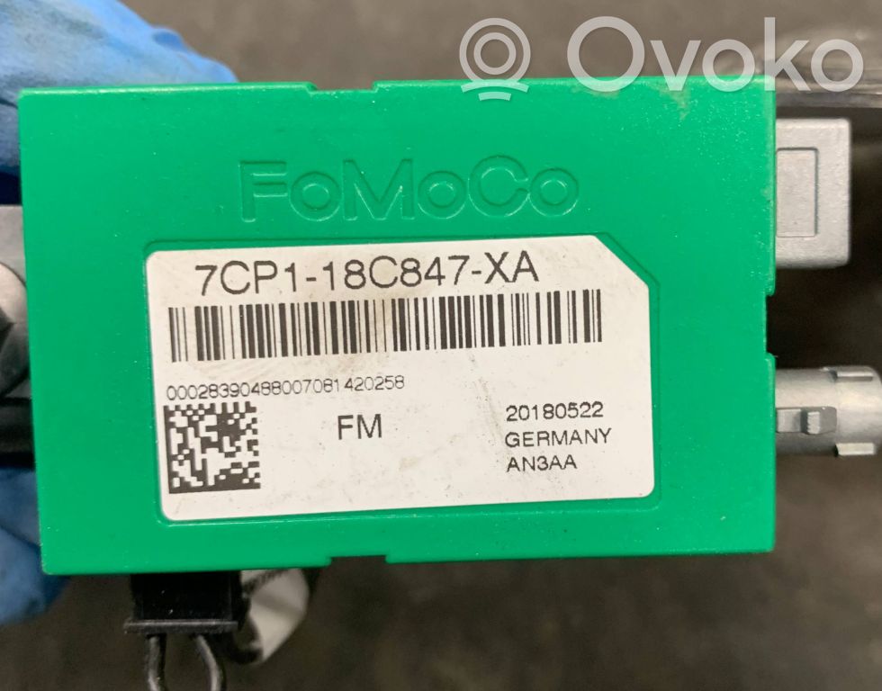 Ford Transit -  Tourneo Connect Antenos stiprintuvas 