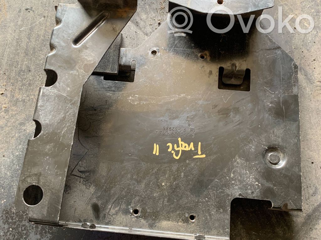 Renault Trafic II (X83) Engine control unit box 