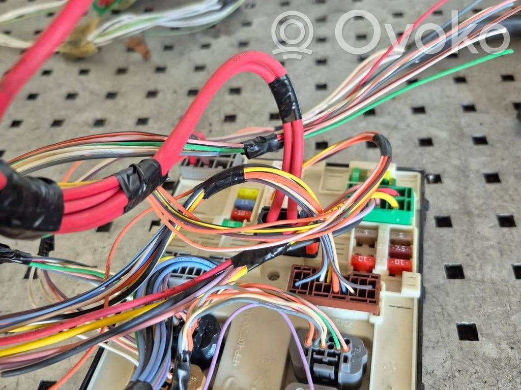 Renault Master III Module de fusibles 