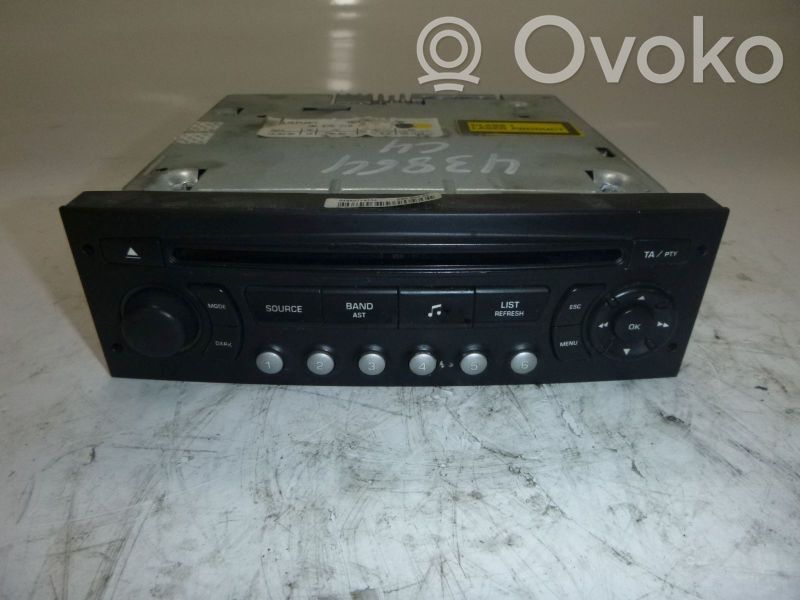 Radio/CD/DVD/GPS-pääyksikkö   RO4,9647521077,RO4
