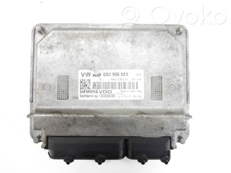Unidad de control/módulo del motor   03D906023,03D906023