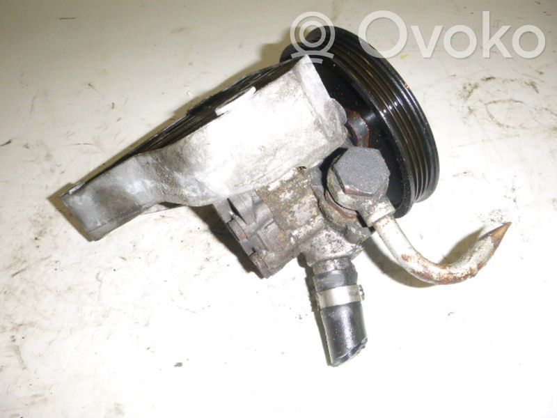 BMW 3 E90 E91 Vairo stiprintuvo siurblys 