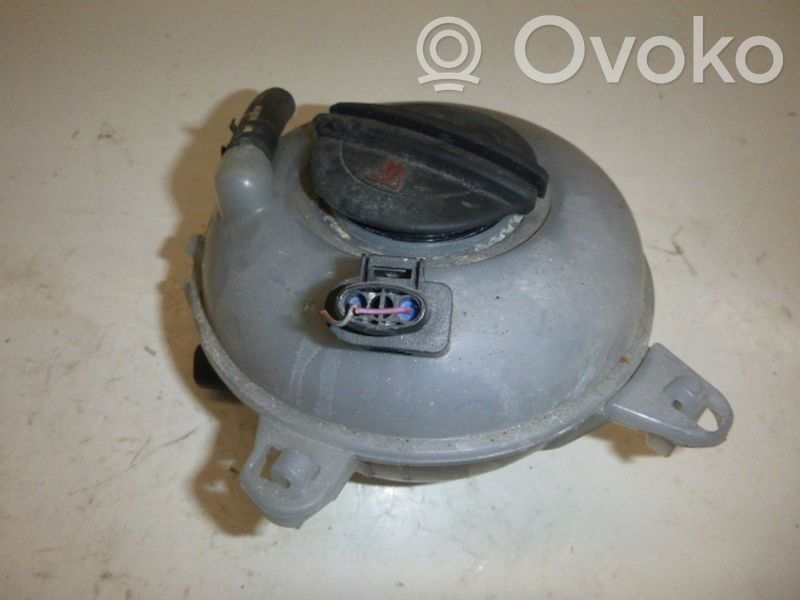 Volkswagen Golf VII Serbatoio di compensazione del liquido refrigerante/vaschetta