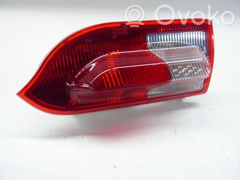 Luz trasera/de freno   13226855,13226855