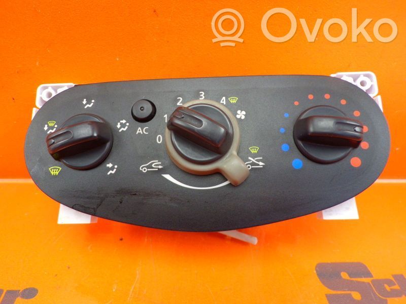 Dacia Sandero Climate control unit 