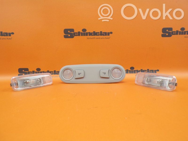 Otras luces interiores   8T0947111B,ET1,4E0947105,8T0947111B,ET1
