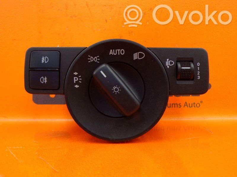 Mercedes-Benz B W246 W242 Interruptor de luz