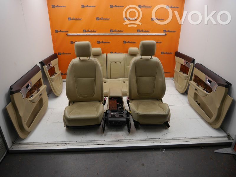 Interior set