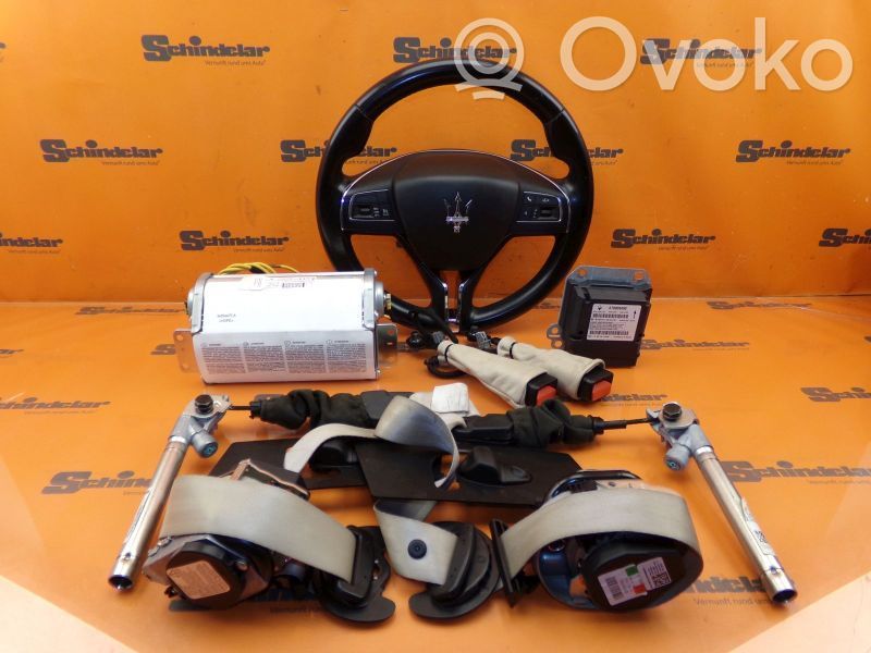 Volante   6700116660,6700014230,06700216690,6700014230,6700116660