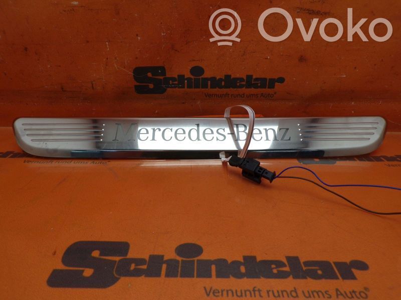 Mercedes-Benz C W205 Rivestimento sottoporta/minigonna laterale