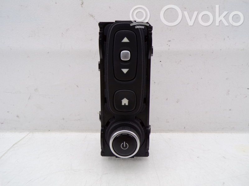Radio / CD-Player / DVD-Player / Navigation   253B02050,253B02050