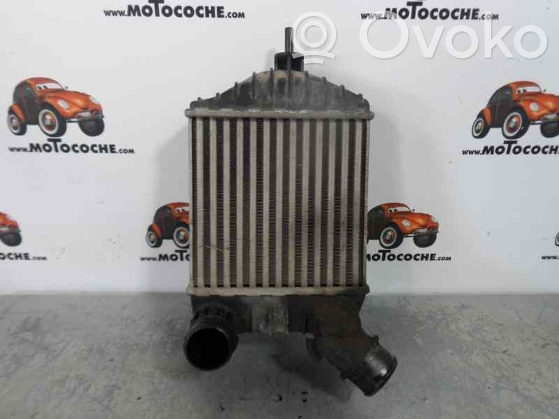 Fiat Punto (188) Chłodnica powietrza doładowującego / Intercooler 