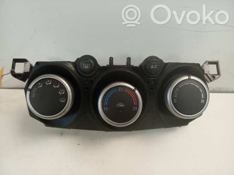Mazda 2 Climate control unit 