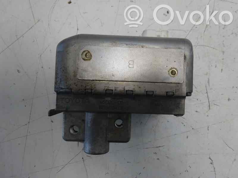 Toyota Corolla Verso E121 Virtalukko 