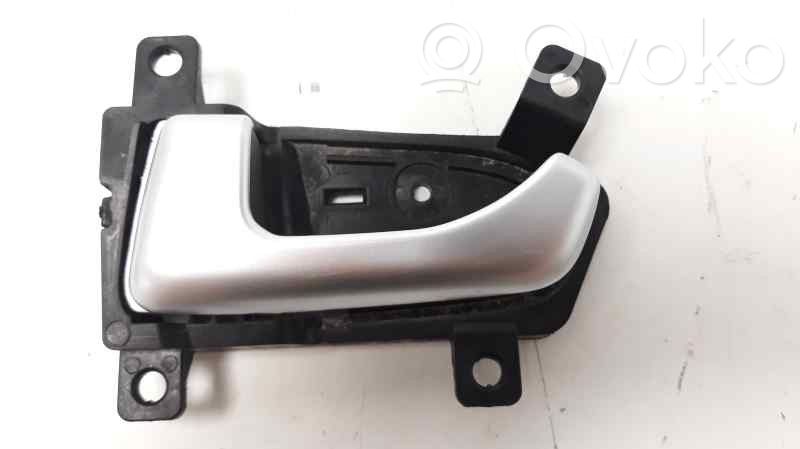 Manecilla interna puerta trasera   826203U000,826203U000