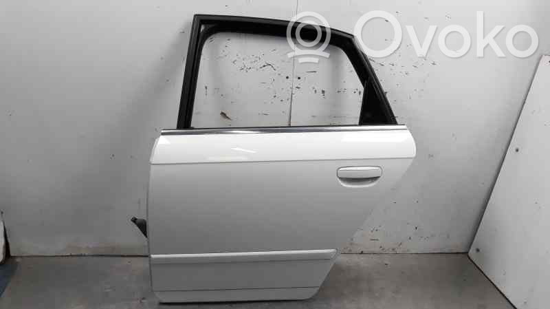 Puerta trasera   3R0833051