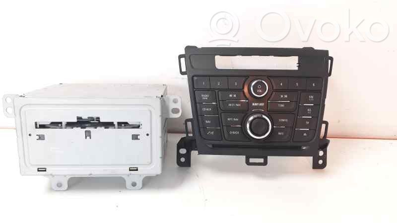 Opel Zafira B Radio/CD/DVD/GPS head unit 