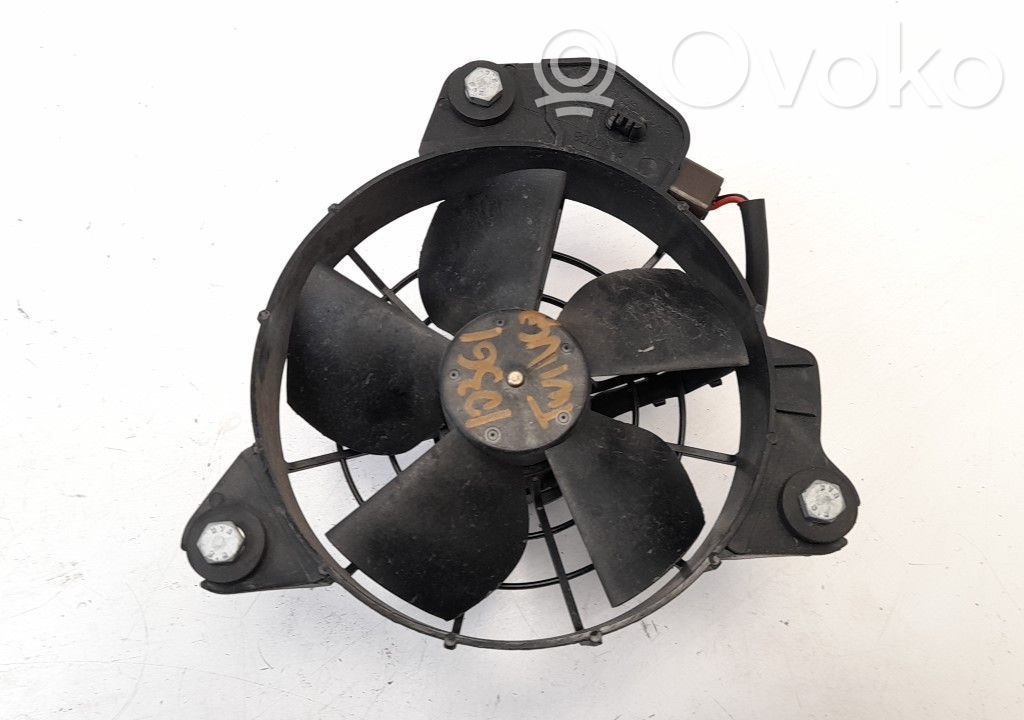 Renault Twingo III Ventilator electric răcire radiator 