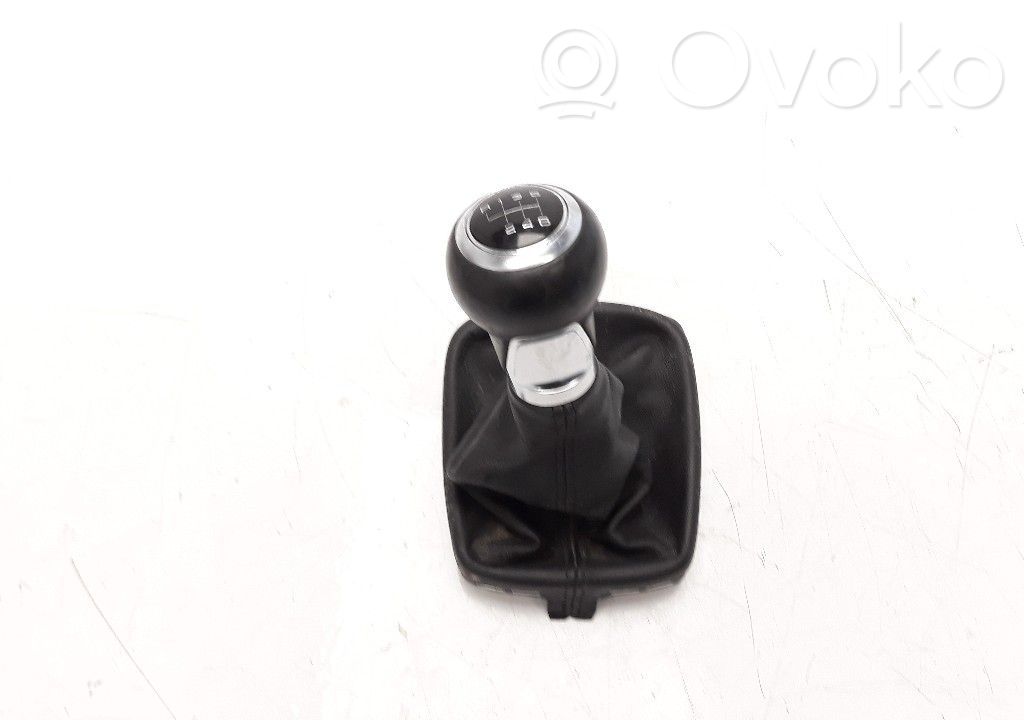 Audi Q3 8U Contour de levier de vitesses 