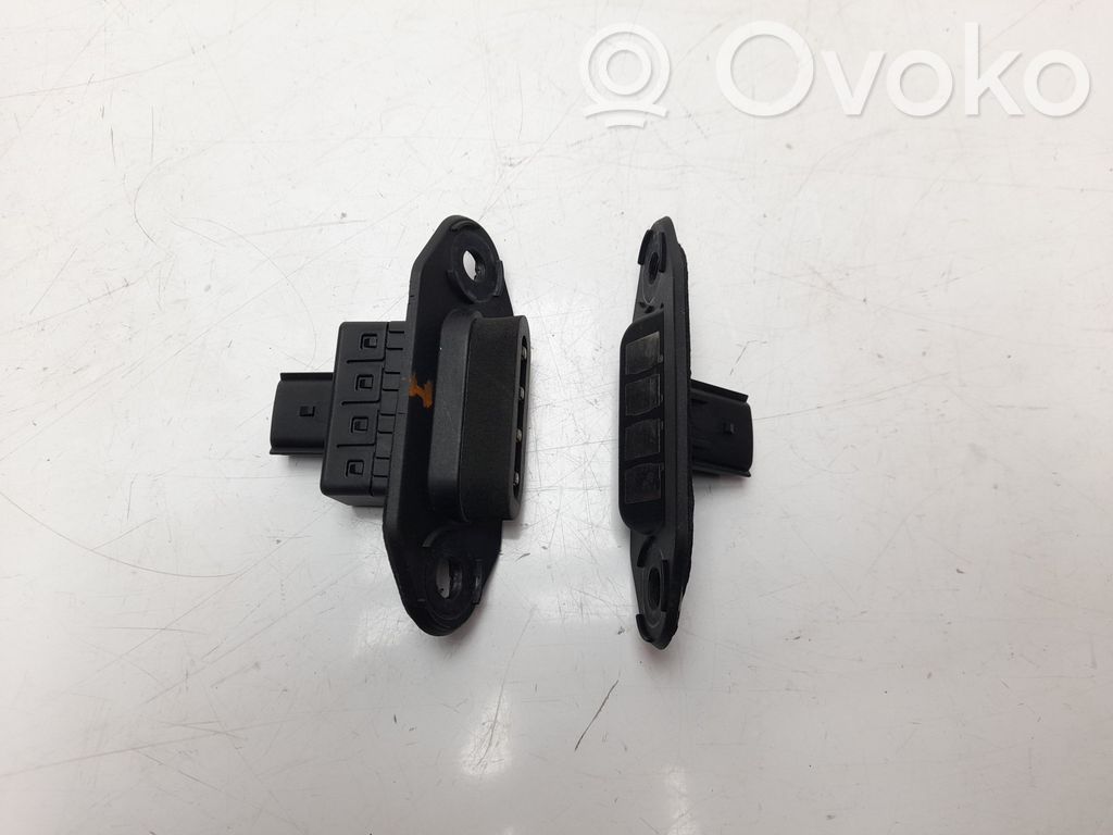 Ford Tourneo Kita palangės detalė 
