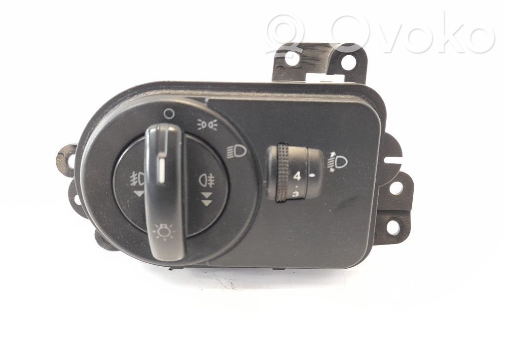 Interruptor de control del panel de luces   2S6T13A024CA