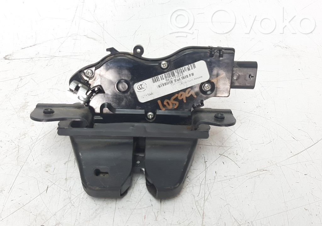 Jeep Compass Tailgate lock latch 