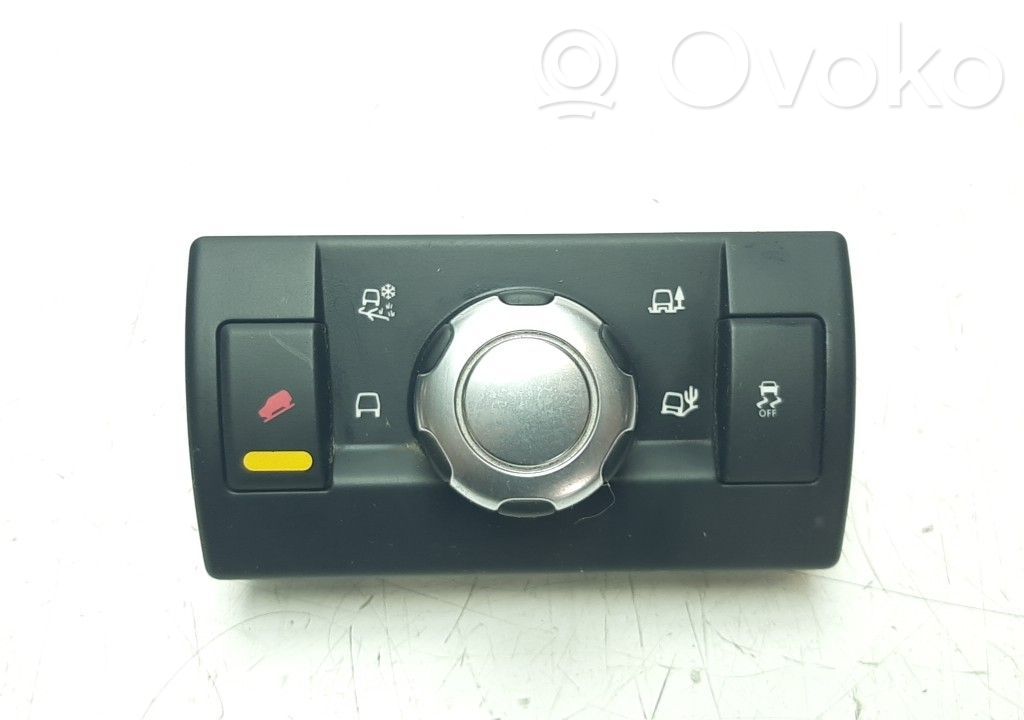 Land Rover Freelander 2 - LR2 Butoane/comutatoare pe volan 