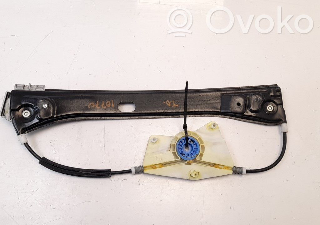 Mercedes-Benz Sprinter W906 Elektryczny podnośnik szyby drzwi tylnych 