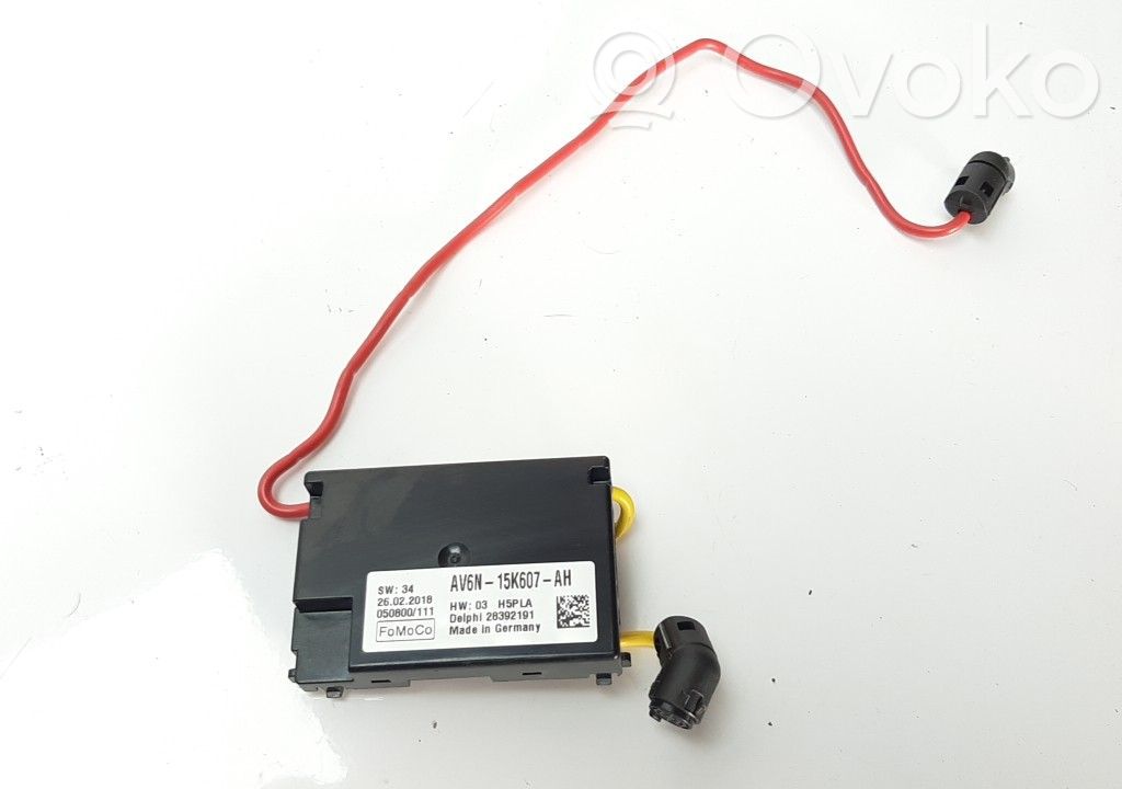 Autres unités de commande / modules   AV6N15K607AH