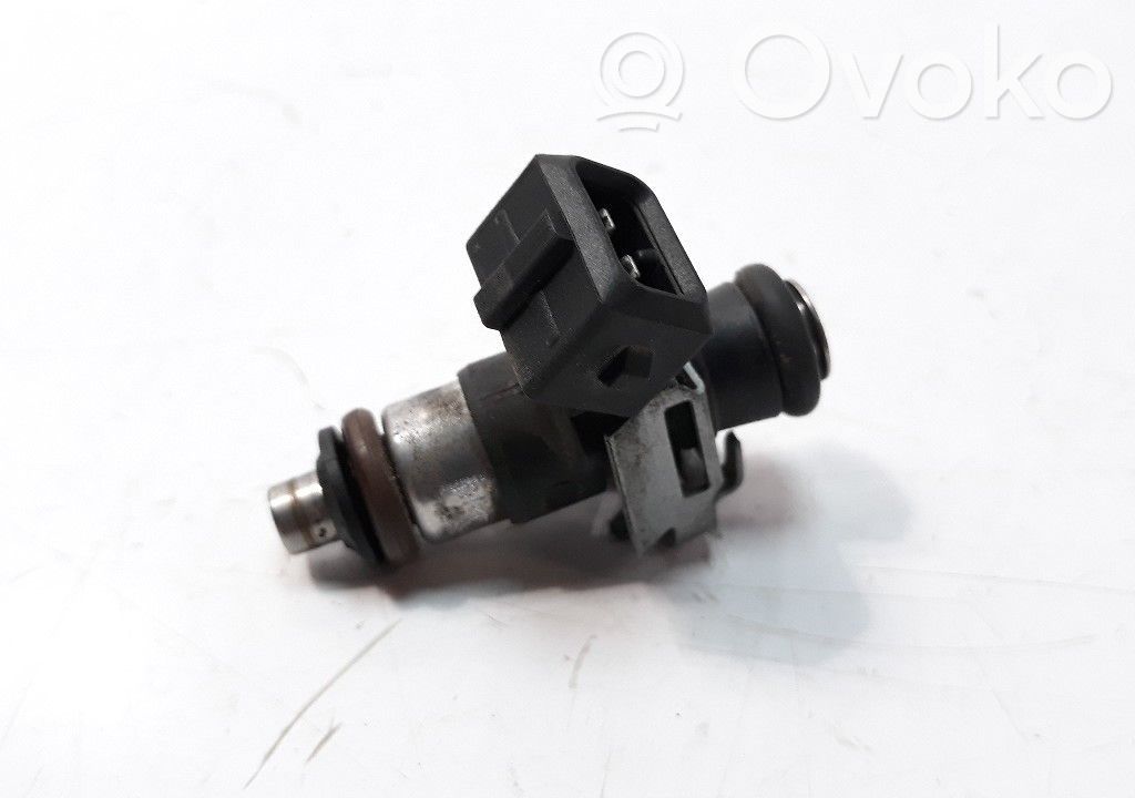Inyector de combustible   8200292590,0280158046