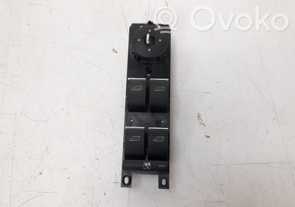 Ford Focus Interruttore di controllo dell’alzacristalli elettrico