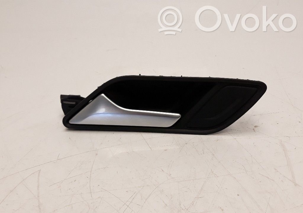 Audi A3 S3 8V Manecilla interna puerta trasera 
