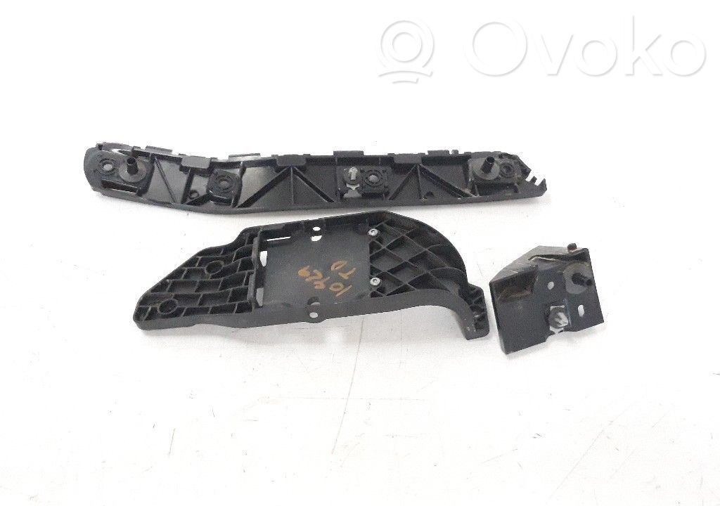 Ford Kuga II Osłona tylnej klapy 