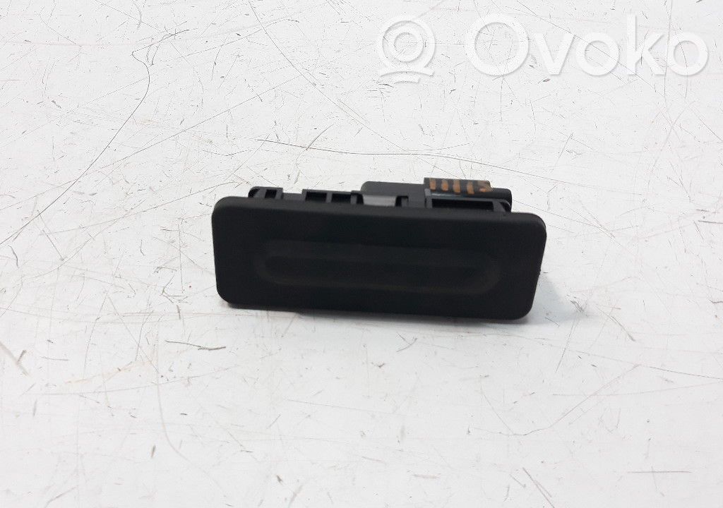 Manecilla externa puerta trasera   95835T02