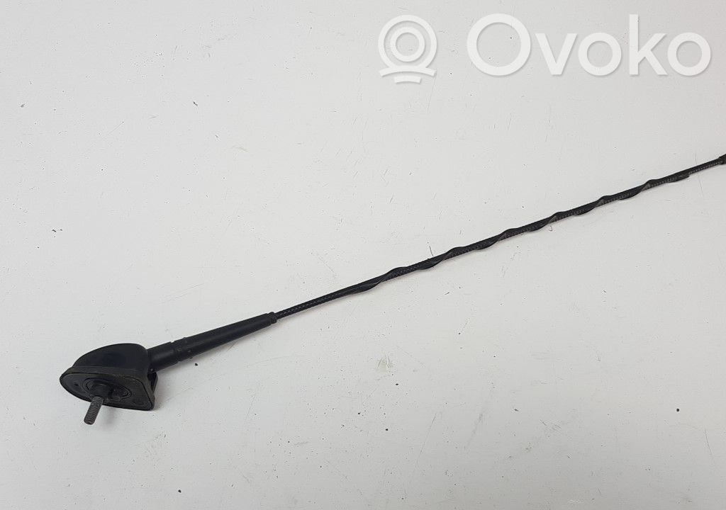 Iveco Daily 6th gen Antenă radio 