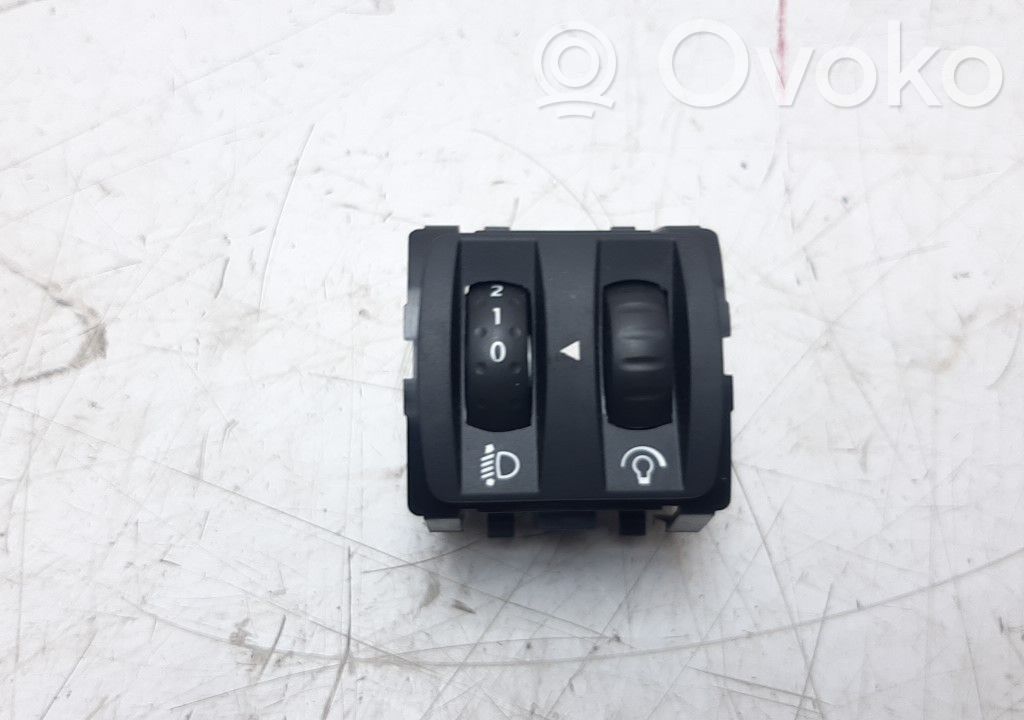 Renault Clio IV Comutator/buton multifuncțional 