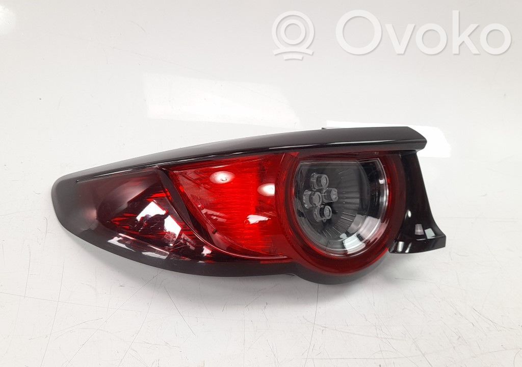 Mazda 3 Luz trasera/de freno 