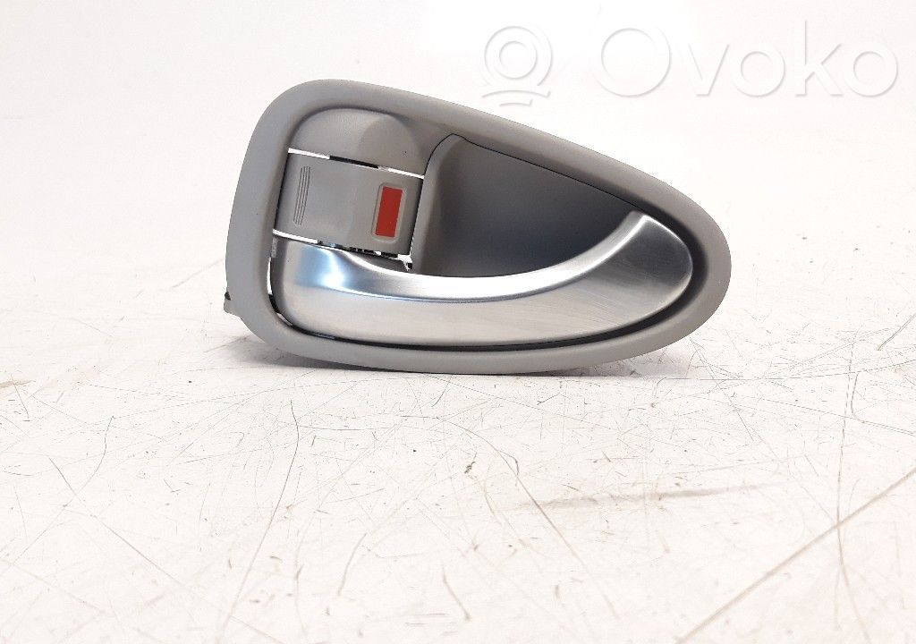 Toyota Avensis T270 Maniglia interna per portiera posteriore