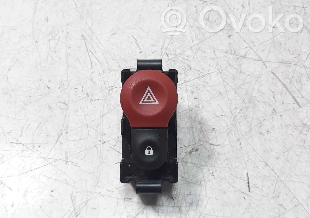 Botón interruptor de luz de peligro   252105246R