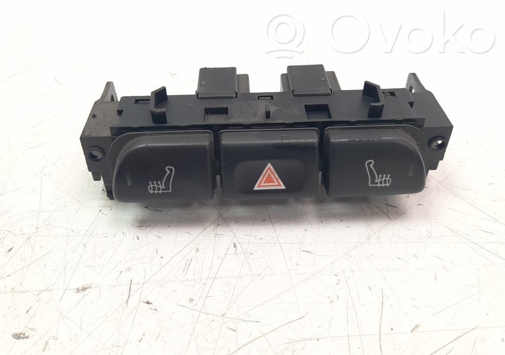 Jaguar X-Type Hazard light switch 