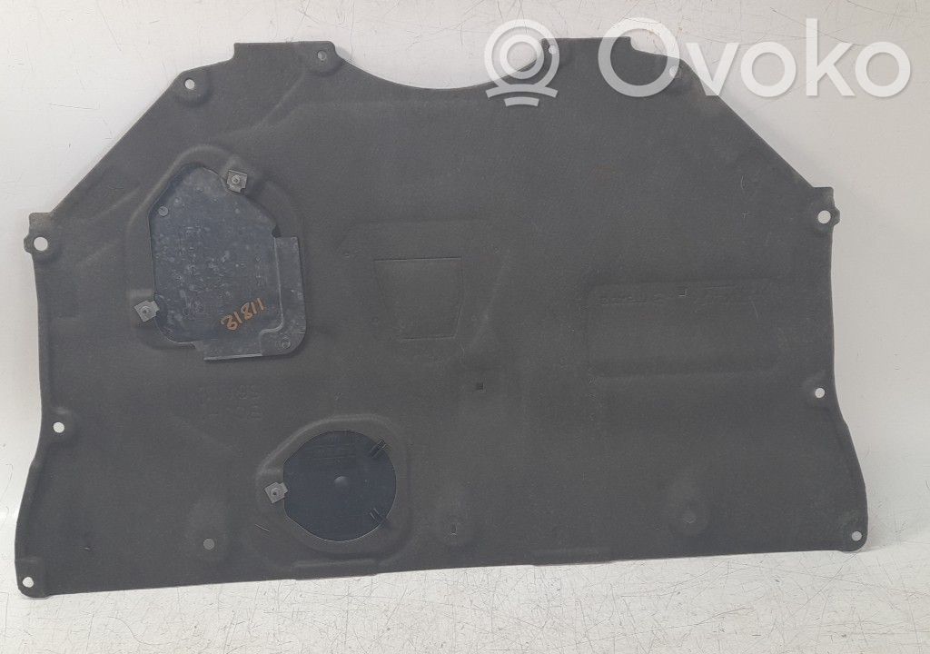 Mazda 3 Engine splash shield/under tray 