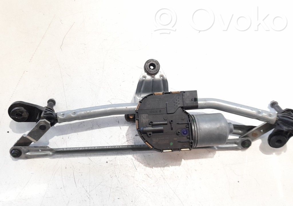 Motor del limpiaparabrisas   8V1955023D