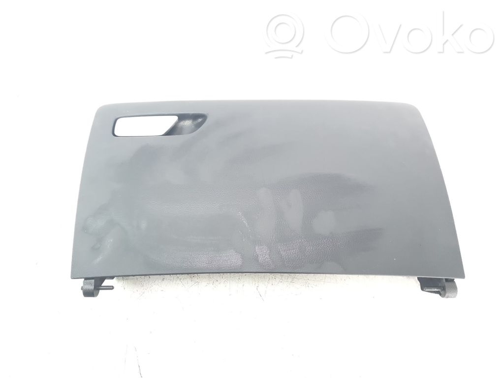 Guantera   8V1857124