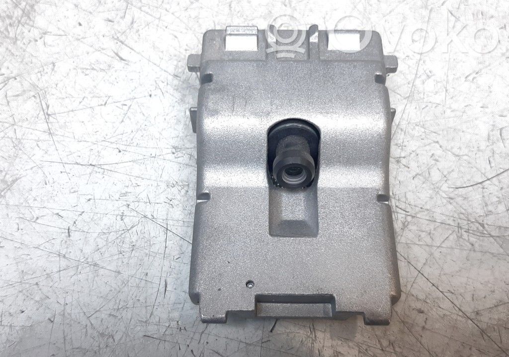 Windshield/windscreen camera   68444384AD
