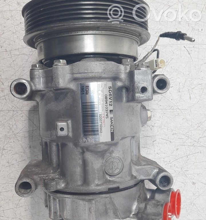 Renault Clio III Kompresor / Sprężarka klimatyzacji A/C 