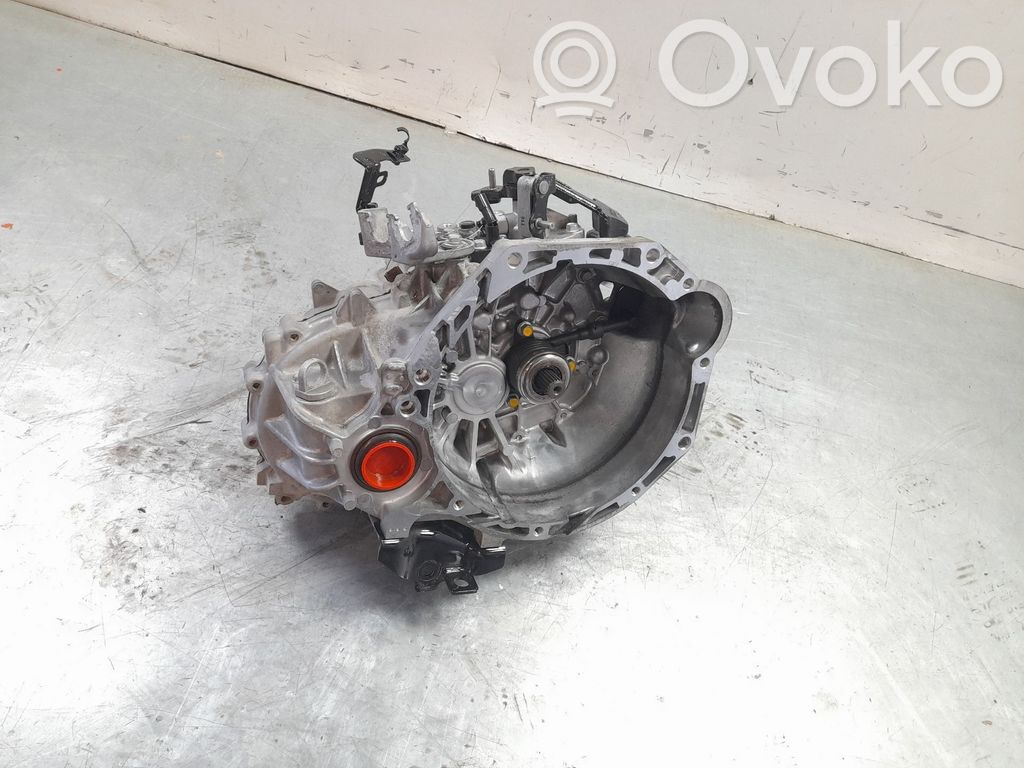 KIA Stonic Manualna 5-biegowa skrzynia biegów 