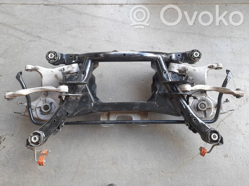 Land Rover Discovery Sport Belka osi tylnej z reduktorem 