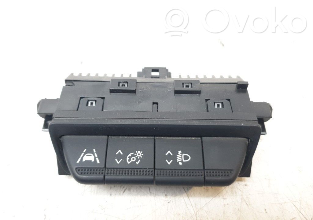 Renault Clio IV Boutons / interrupteurs volant 