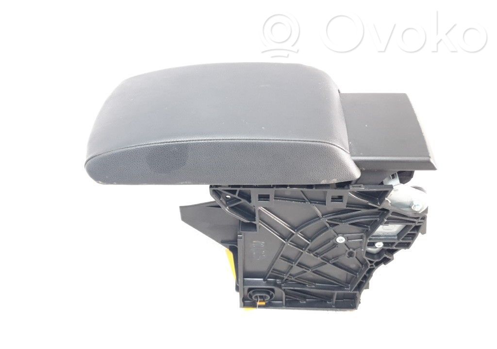 Seat Leon (5F) Reposabrazos 